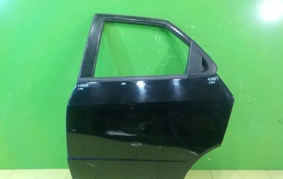 Honda Civic Rear door LEWE