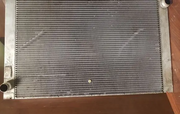 Coolant radiator