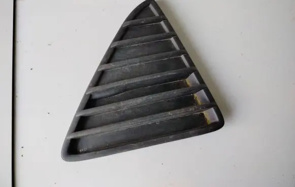 Ford Focus Front bumper lower grill BM51-17K946-A