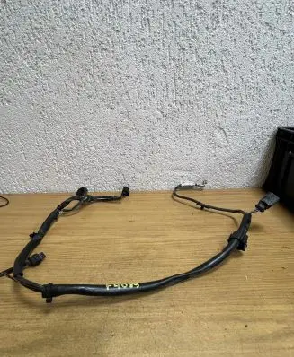 Volkswagen Golf VII Brake vacuum hose/pipe 5Q0971230 F4089