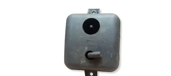 Opel Vectra C Vacuum air tank 2445668630877