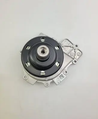 Mercedes-Benz Sprinter W906 Water pump A6512000301