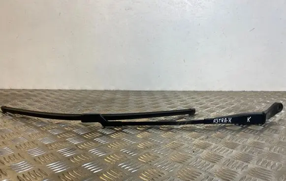 Opel Astra K Windshield/front glass wiper blade 13418990