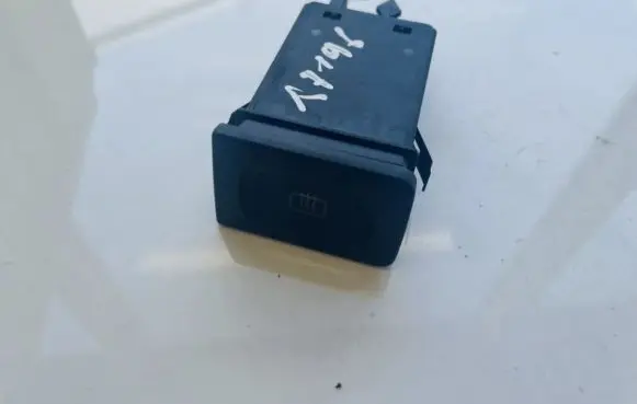 Volkswagen Golf IV Windscreen/window heater switch 1j0953235 1j0959621