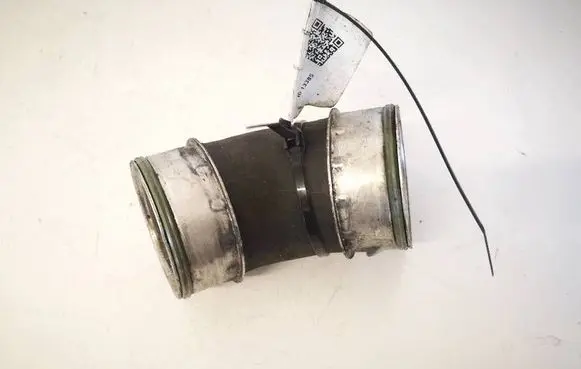 Volkswagen Touareg I Intercooler hose/pipe 