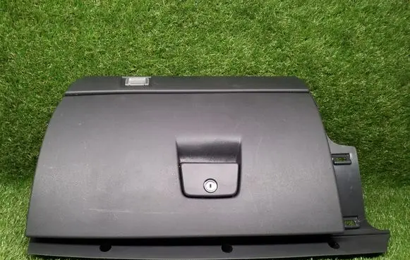 Volvo S40 Glove box set 8626141