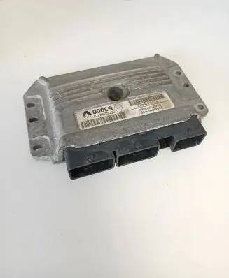 Renault Scenic II - Grand scenic II Engine control unit/module 215841533B1 8200298457 8200298463