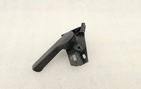 Volkswagen PASSAT B6 Engine bonnet (hood) release handle 1K1823633 1J1823533X
