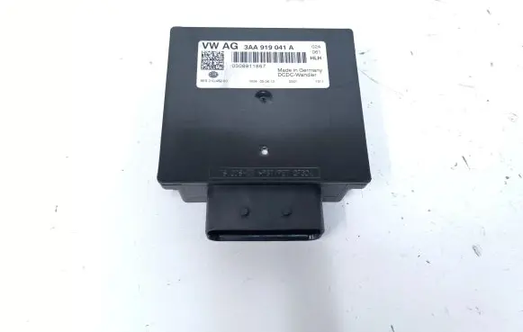 Skoda Superb B6 (3T) Voltage converter/converter module 3AA919041A