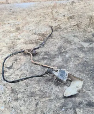 Mercedes-Benz E W211 Rear height level sensor lever A0105427617
