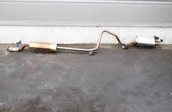 Muffler/silencer