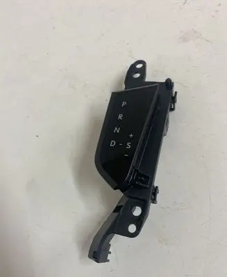 Lexus UX Gear shift selector indicator 76L905