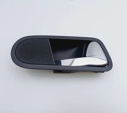 Rear door interior handle