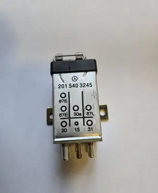 Mercedes-Benz E W124 Other relay 2015403245