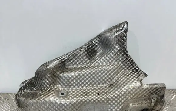 Audi Q5 SQ5 Exhaust heat shield 8R0399299