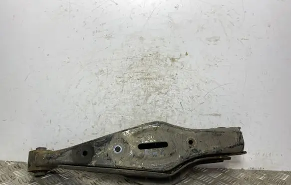 KIA Sorento Rear control arm