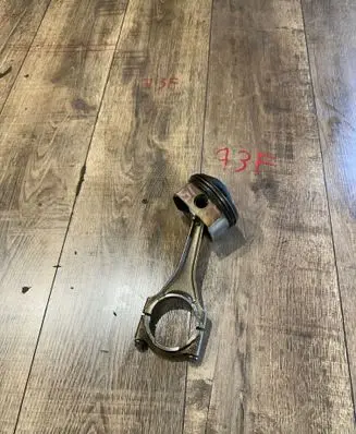 Audi Q7 4L Piston with connecting rod 