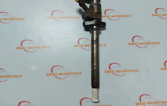 Volvo V70 Fuel injector 9657144580