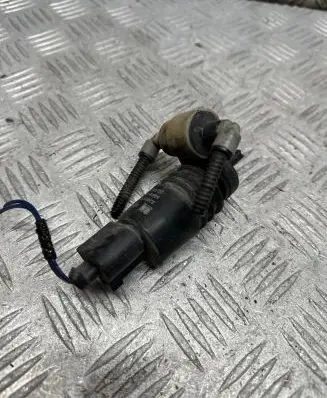 Opel Insignia A Windscreen/windshield washer pump 13250357 3240117 113552001