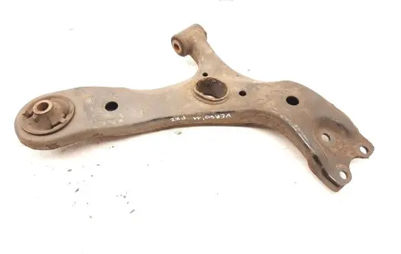 Toyota Verso-S Front lower control arm/wishbone