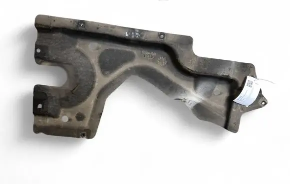 Audi Q8 Fuel tank bottom protection 4M0825214J