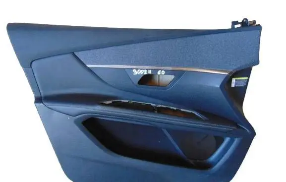 Peugeot 3008 II Front door card panel trim
