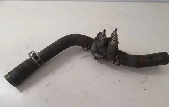 Suzuki Grand Vitara II Engine coolant pipe/hose