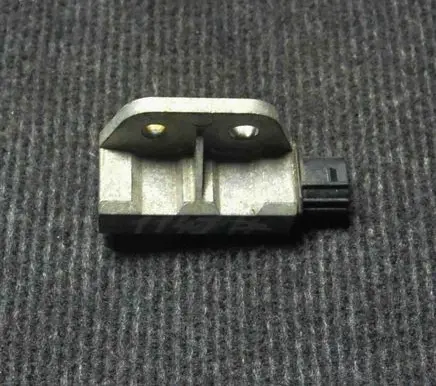 Nissan X-Trail T30 Airbag deployment crash/impact sensor