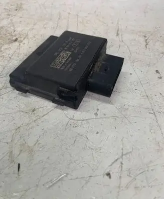 Audi A4 S4 B9 Other control units/modules 8w0906121