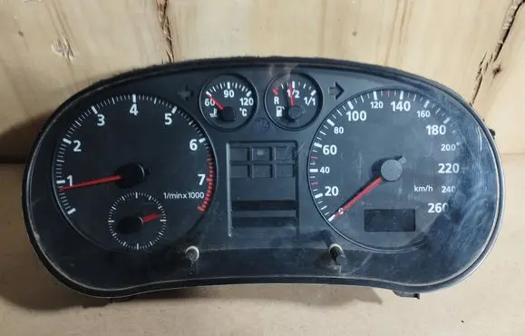 Audi A3 S3 8L Speedometer (instrument cluster) 8L0919860A 110008778002
