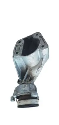 Engine mount bracket
