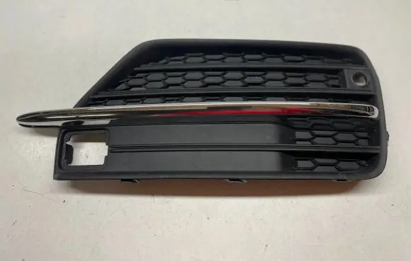Volvo XC90 Front bumper lower grill 31383442
