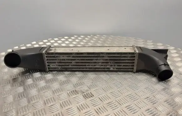 Opel Omega B2 Intercooler radiator 52482359