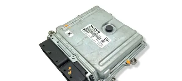 Volvo XC70 Engine control unit/module 31272463AA 0281012103