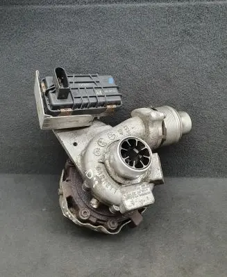 Audi A8 S8 D4 4H Turbo 057145873P GTB1749V
