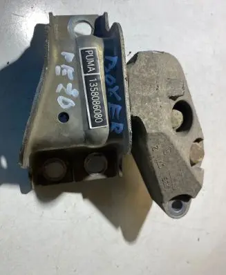 Peugeot Boxer Engine mount bracket 1358086080