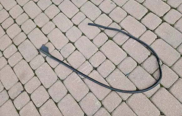Opel Grandland X Rubber seal front door (on door) 9811258480
