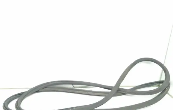 BMW X5 E53 Trunk rubber seal (body) 