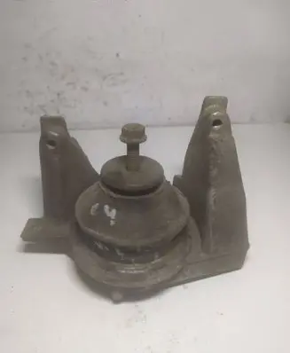 Audi A6 S6 C4 4A Engine mount bracket 4A0199352