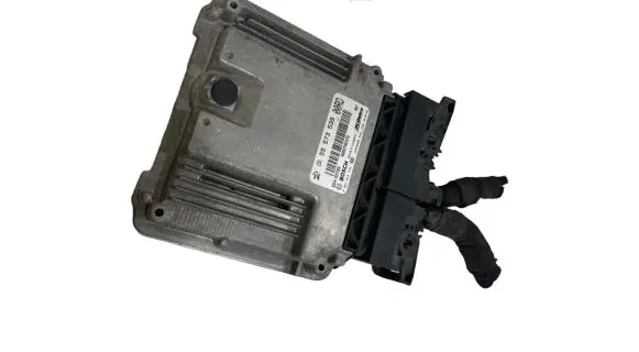 Opel Insignia A Engine control unit/module 55573539 55573560 0281015774