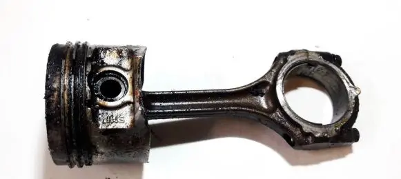 Renault Megane I Piston with connecting rod smp
