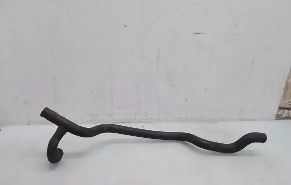 BMW 5 E34 Engine coolant pipe/hose