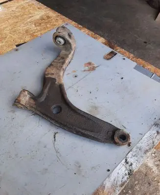 Volkswagen Transporter - Caravelle T5 Front lower control arm/wishbone