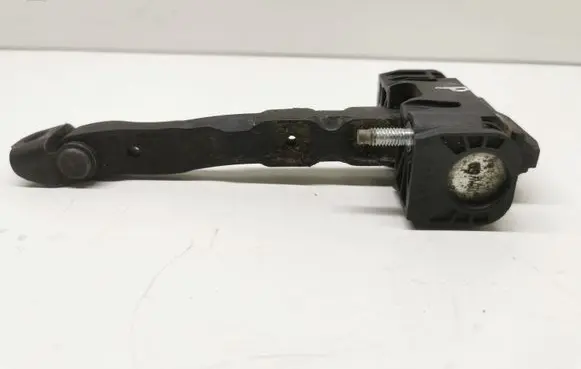 Volvo V50 Front door check strap stopper 31217750