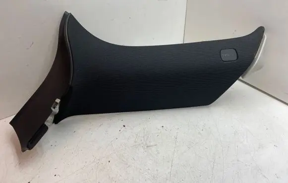 Mercedes-Benz GLC X253 C253 (D)pillar trim (top) A2536907001