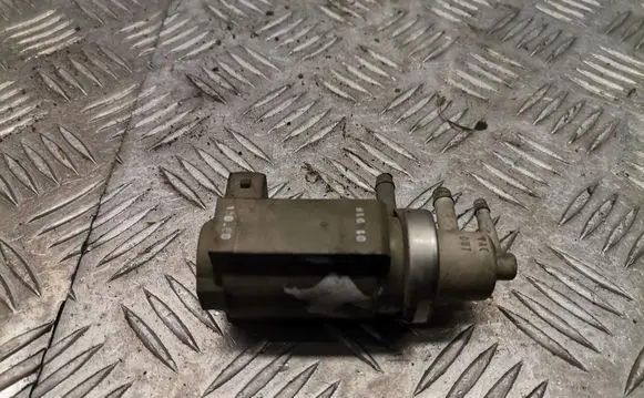 Audi A6 S6 C5 4B Turbo solenoid valve 059906627