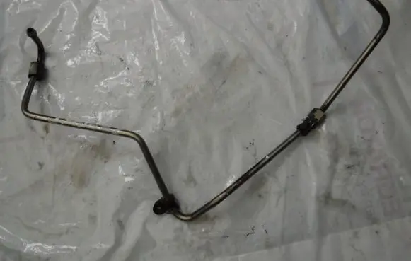 Volkswagen Golf V Turbo turbocharger oiling pipe/hose 038145771AB