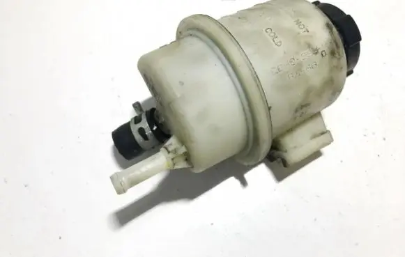 Nissan Navara D40 Power steering fluid tank/reservoir