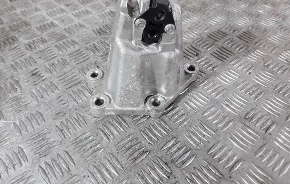 KIA Sportage Engine mounting bracket 1701205