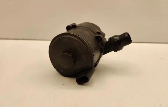 BMW 5 G30 G31 Electric auxiliary coolant/water pump 9372723